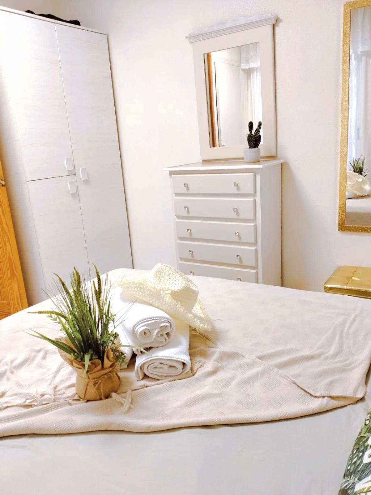 Ferienwohnung Pink Catia Coqueto Piso Playa Del Cura Torrevieja Zimmer foto